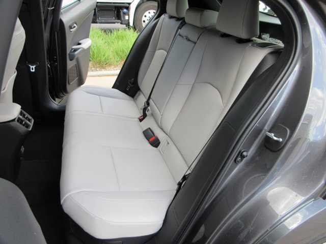 New 2026 Cloudburst Gray Lexus 300h Premium image 28