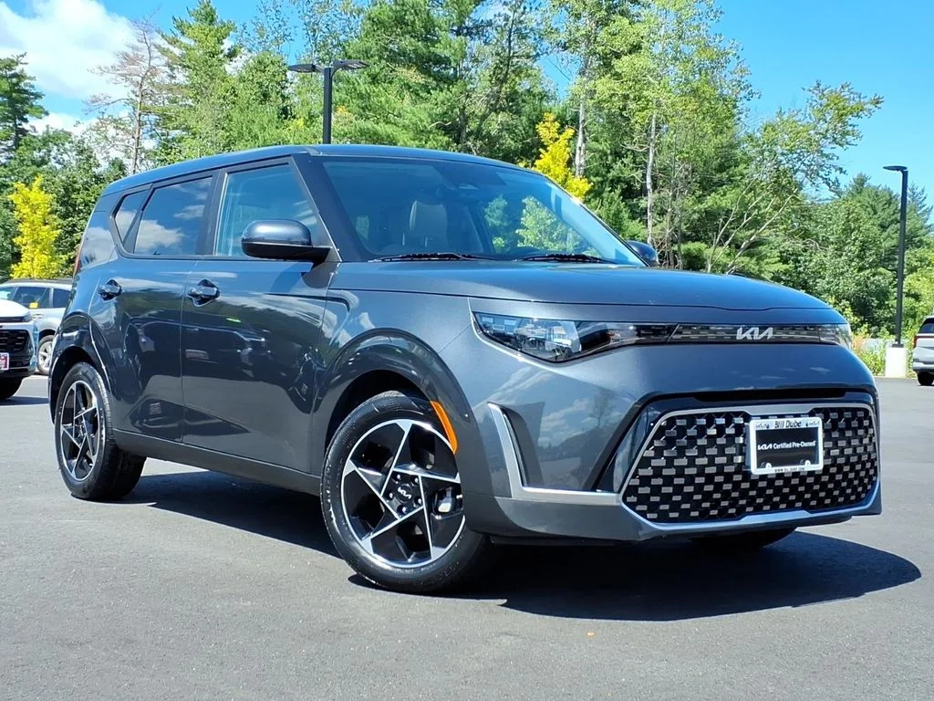 Used 2023 Gray Kia EX image 1