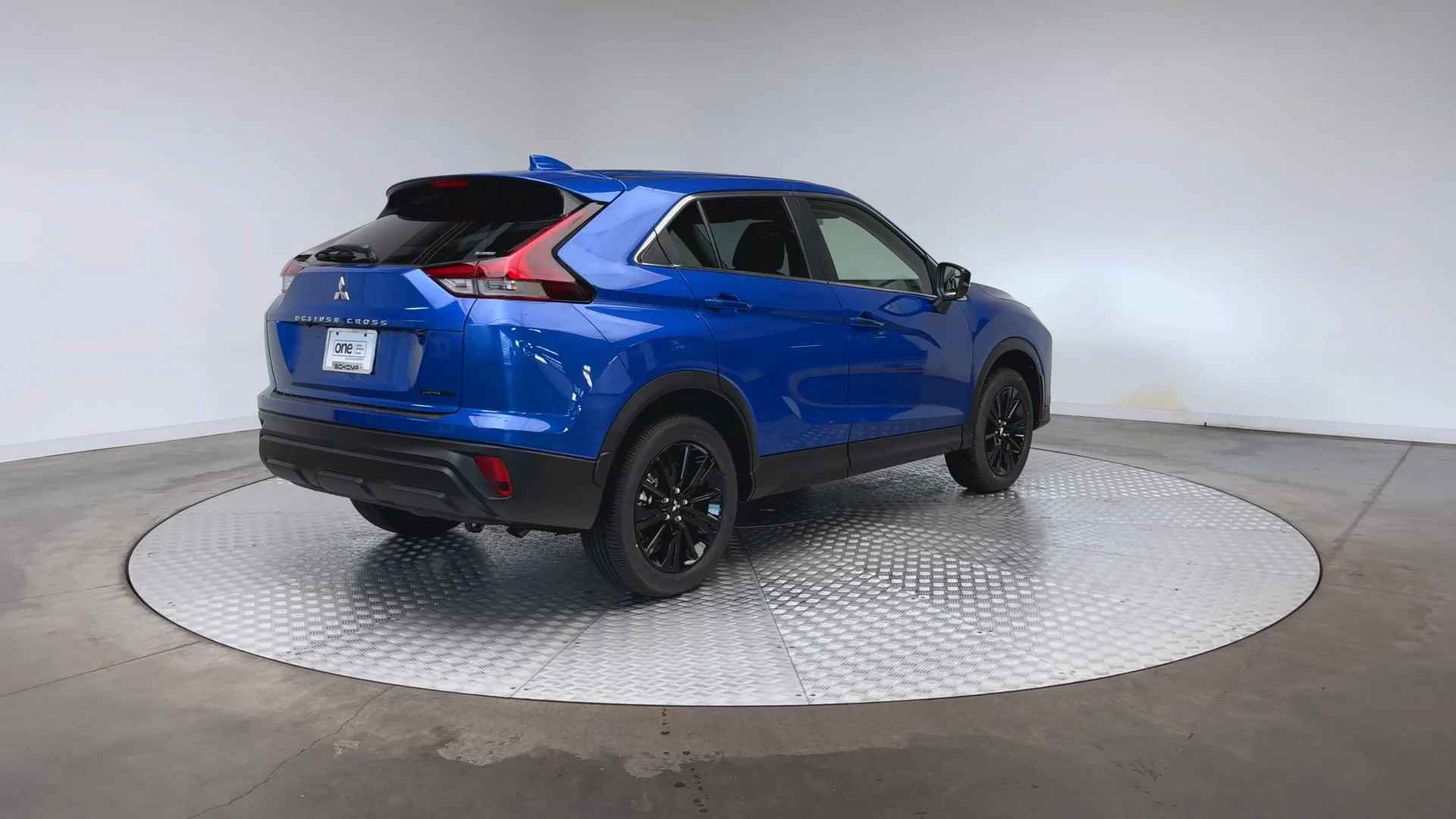 New 2026 Lightning Blue Metallic Mitsubishi LE 1.5T S-AWC image 8