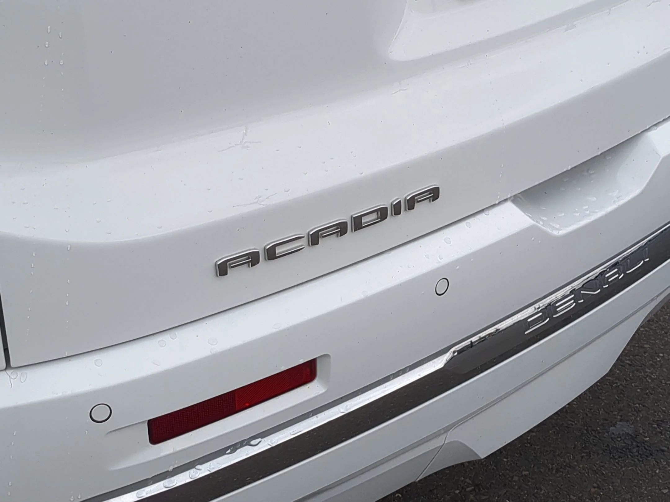 Used 2023 Summit White GMC Denali image 31