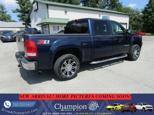 Used 2010 MIDNIGHT BLUE METALLIC GMC SLT image 4