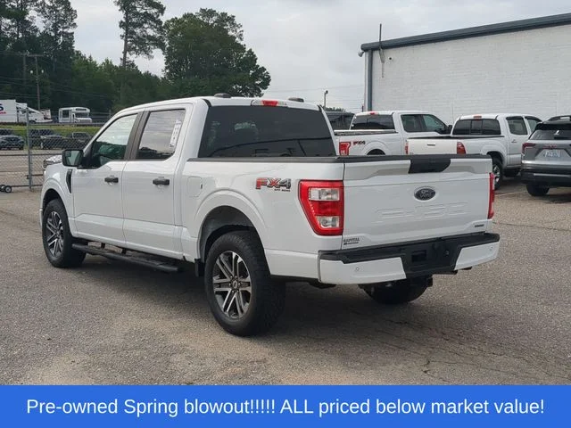 Used 2021 White Ford XL image 11