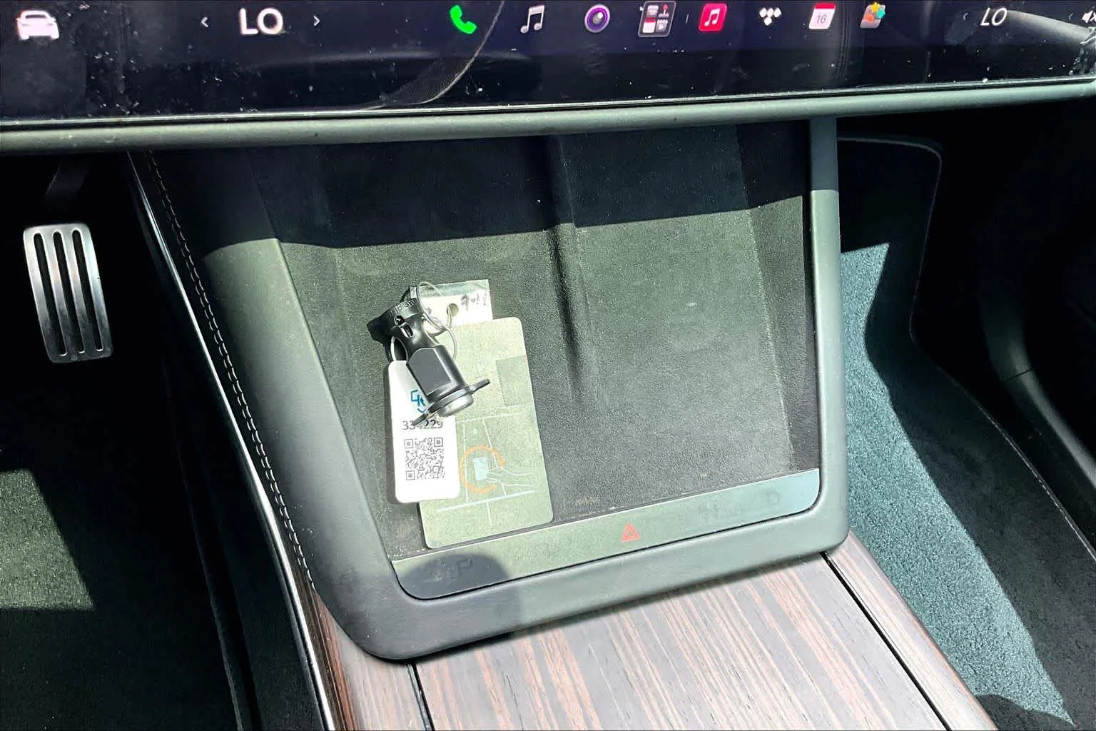 Used 2024 Stealth Grey Tesla  image 31