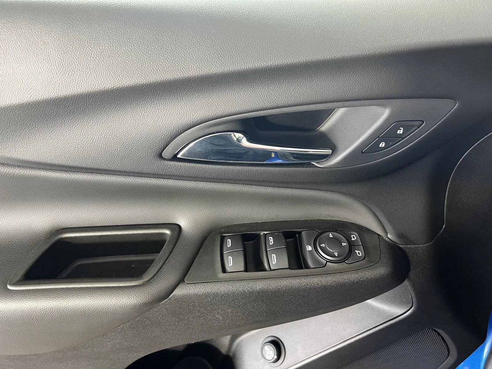 Used 2024 Riptide Blue Metallic Chevrolet LT image 7