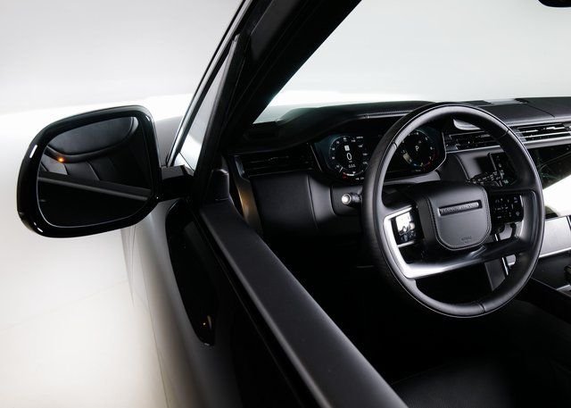 New 2026 Santorini Black Land Rover SE image 23
