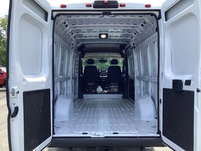 New 2026 Bright White Clear-Coat Exterior Paint RAM High Roof image 16