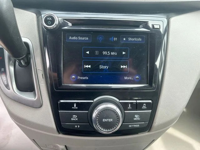 Used 2016 Gray Honda EX-L image 36