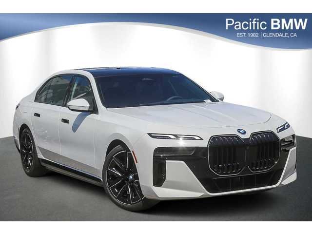 2025 BMW 7 Series 750e xDrive Sedan's photo