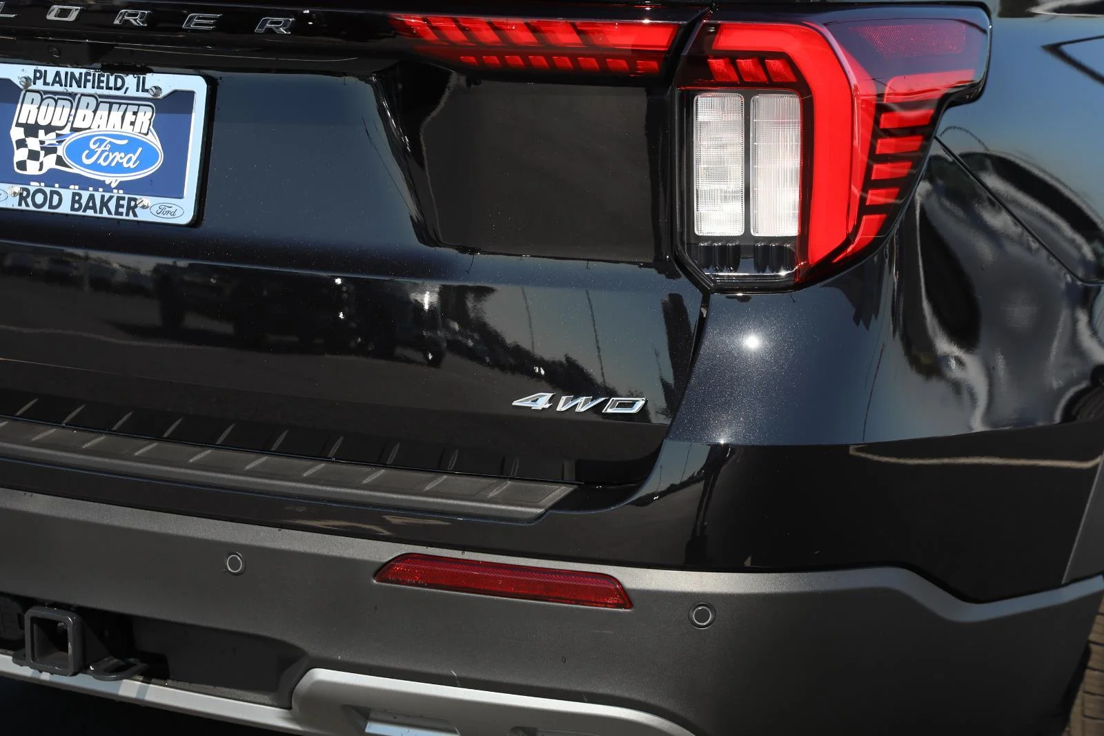 New 2026 Agate Black Metallic Ford Active image 9