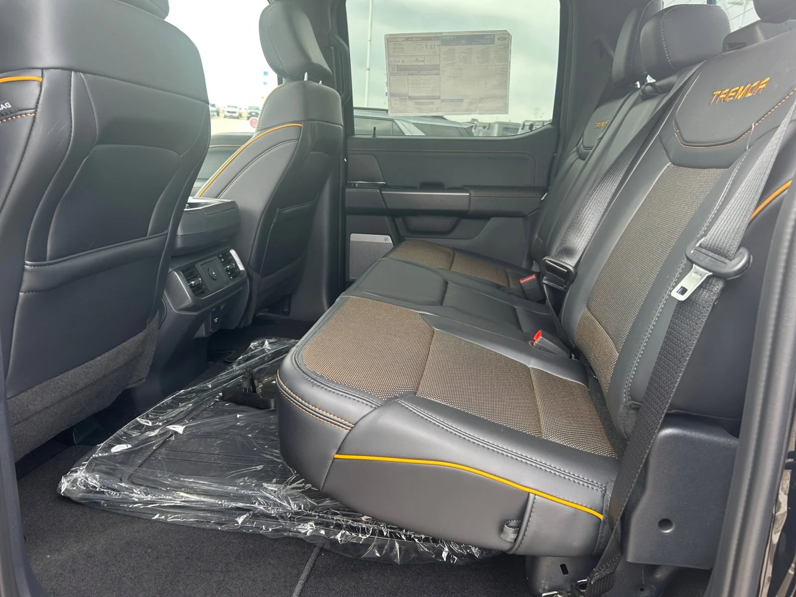 New 2026 Agate Black Metallic Ford Tremor image 19