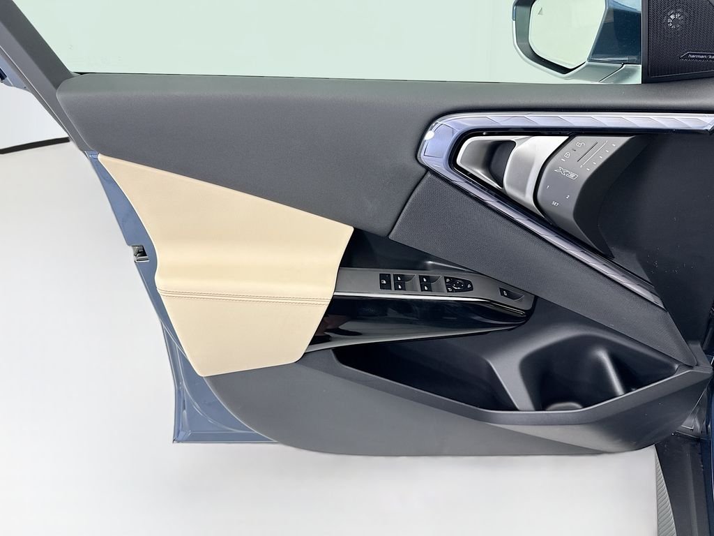 New 2026 Blue Metallic BMW 30 xDrive image 22