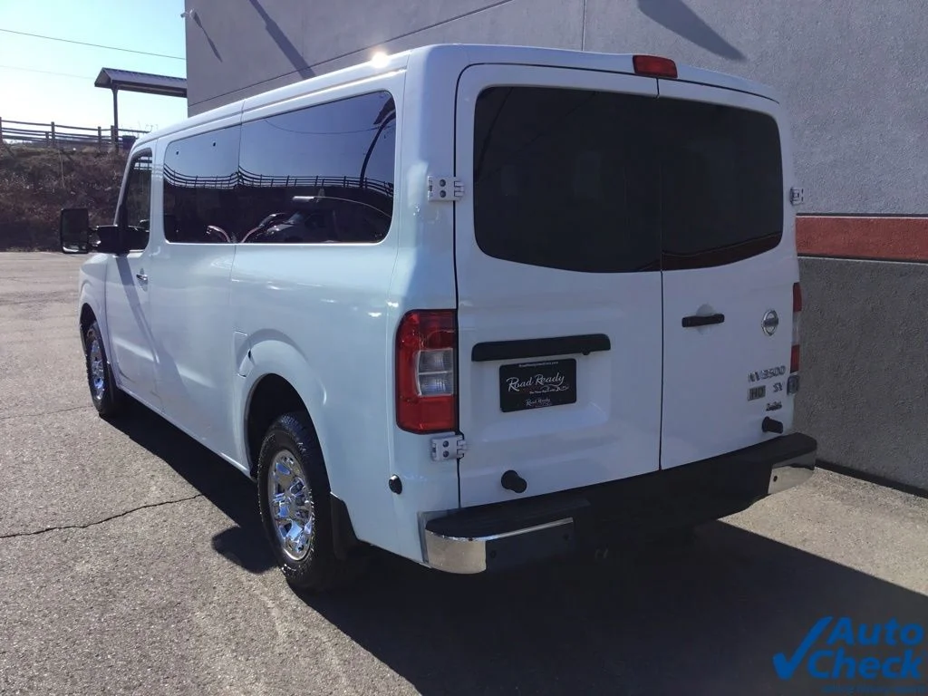 2015 Nissan NV Passenger SV - Photo 7