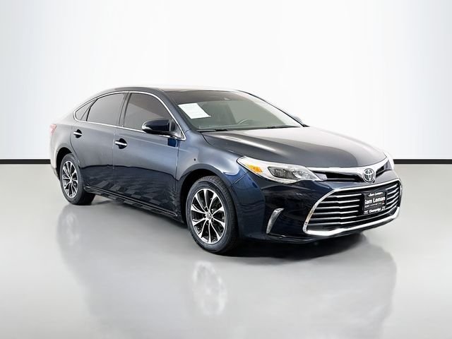 2017 Toyota Avalon XLE