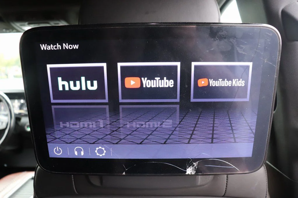 2023 GMC Yukon XL Denali Ultimate - Photo 23