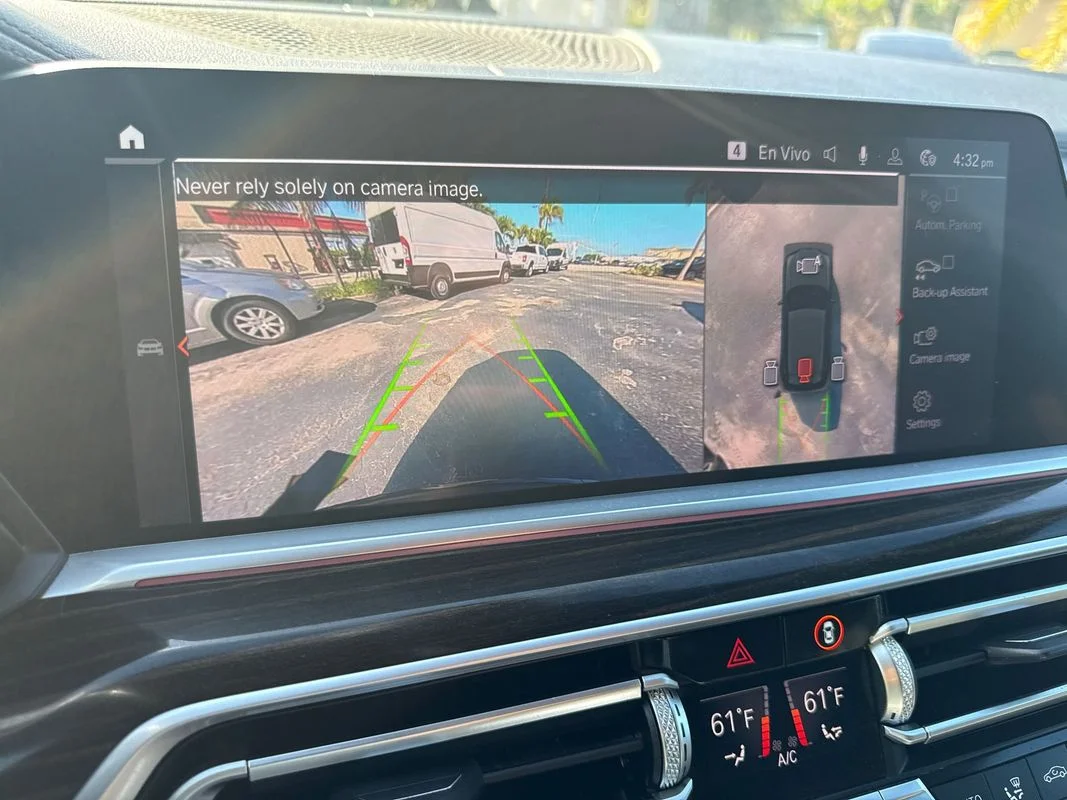 Used 2020  BMW xDrive40i image 21