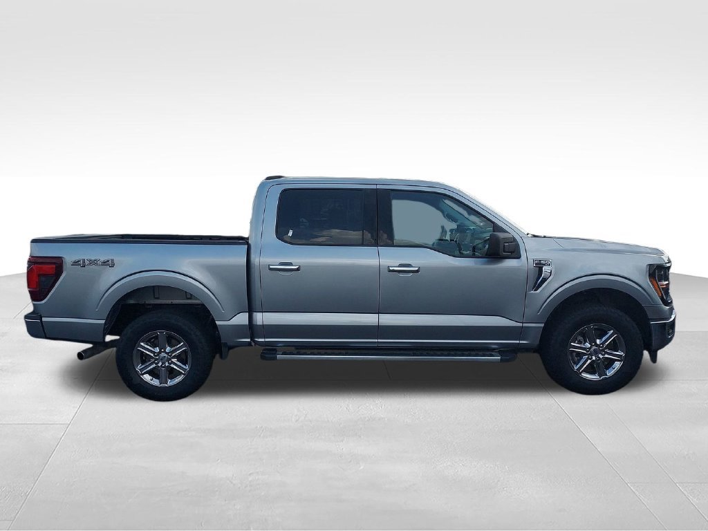 Used 2025 Silver Ford XLT image 6