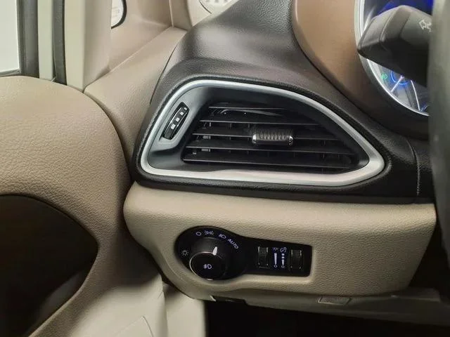 Used 2017 White Chrysler Touring L Plus image 29