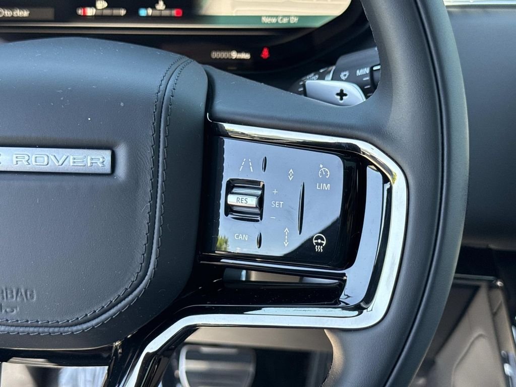 New 2026 Fuji White Land Rover Dynamic SE image 6