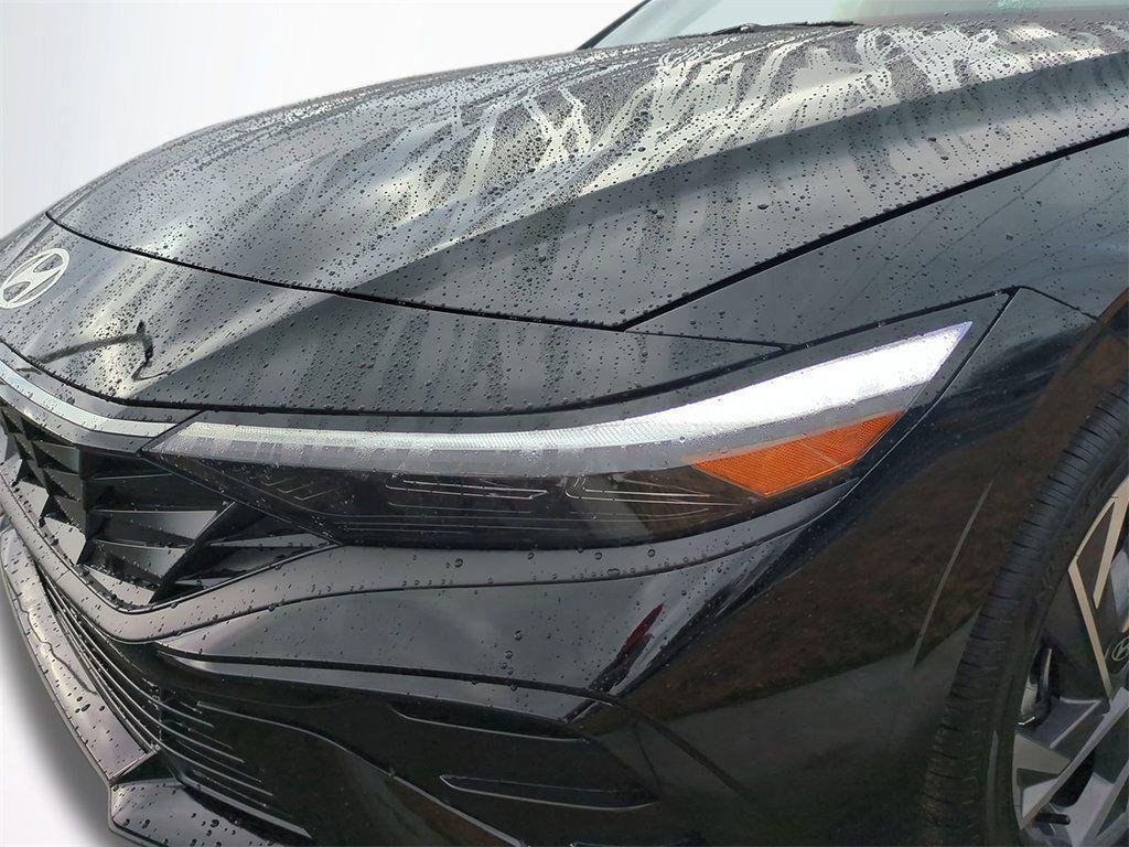 New 2026 Black Hyundai Limited image 10