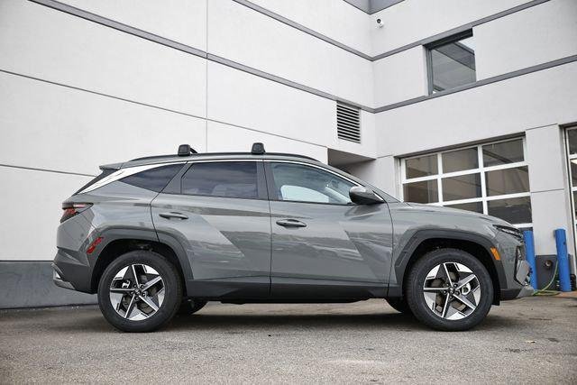 New 2026 Hampton Gray Hyundai SEL image 3