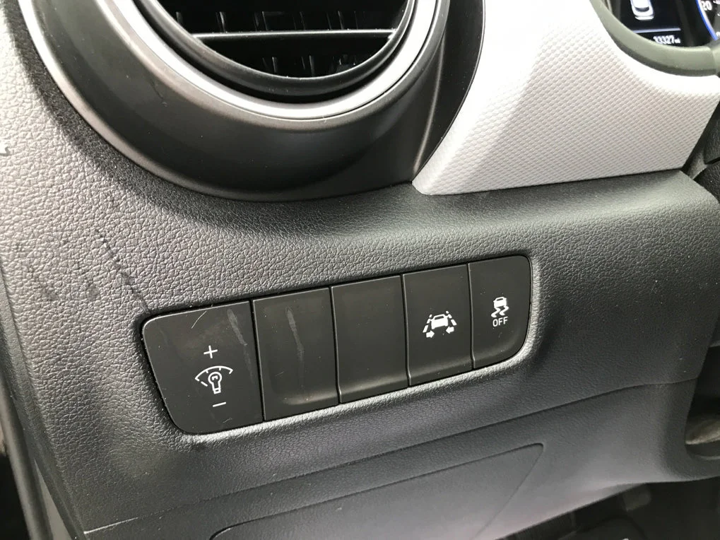 Pre-Owned 2020 Hyundai Kona SE