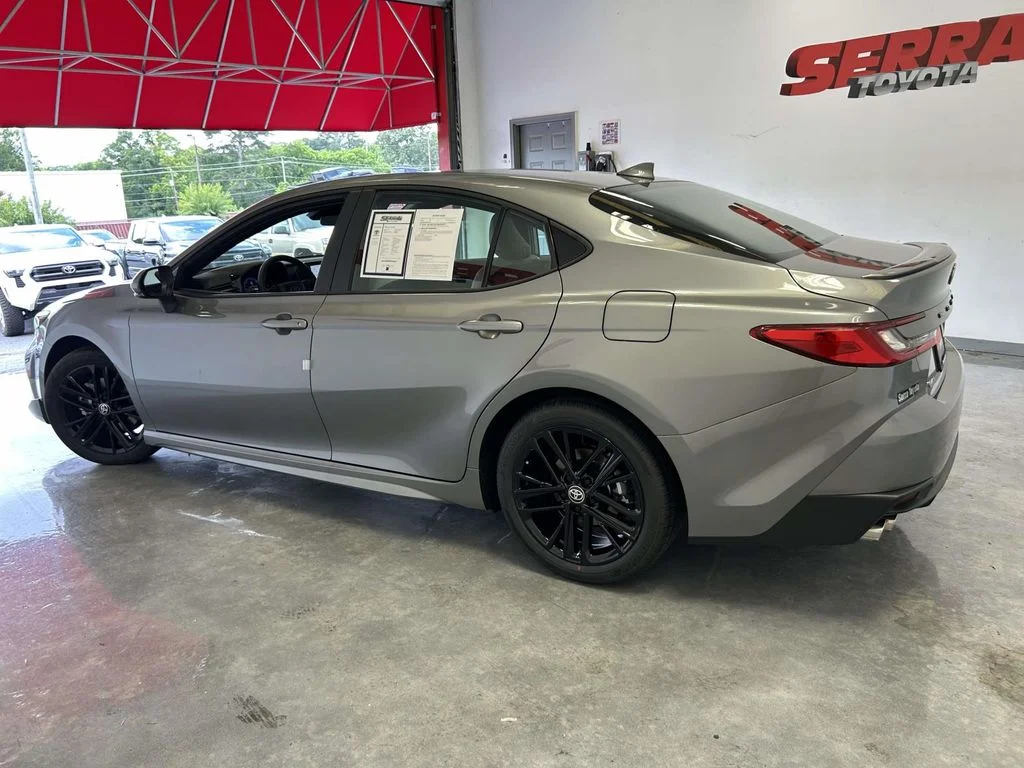Used 2026  Toyota SE image 6