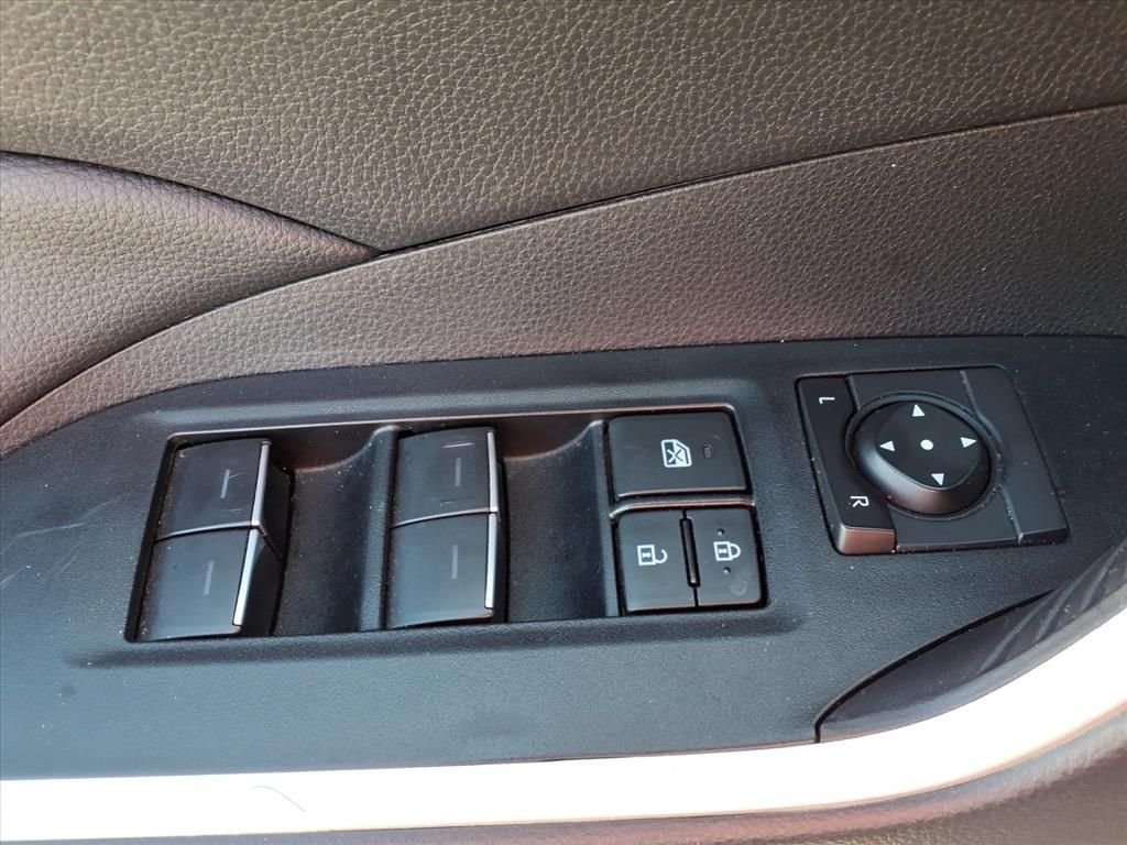 Used 2025 Gray Toyota XLE image 19