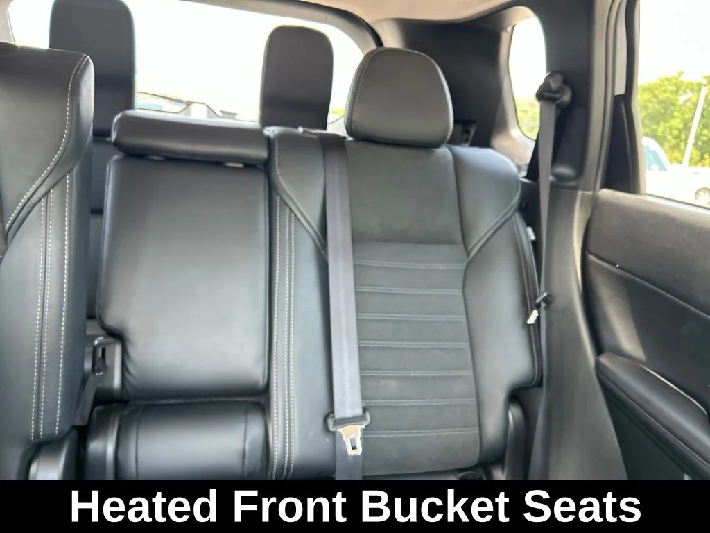 Used 2024 Silver Mitsubishi SE image 14