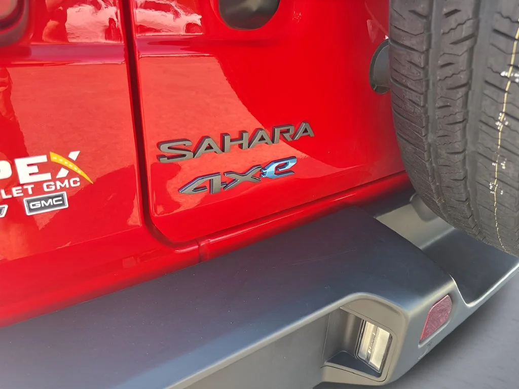 Used 2025 Red Jeep Sahara 4xe image 33