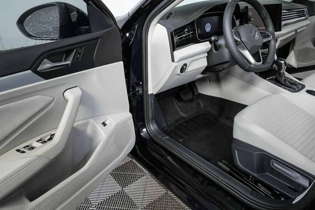 New 2026 Deep Black Pearl Volkswagen S image 10