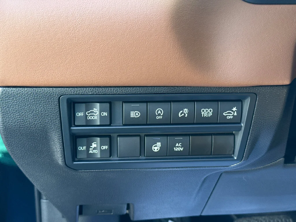 2025 Toyota Tundra 1794 Edition - Photo 17