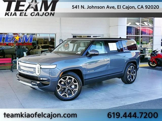 Used 2026  Rivian  image 1