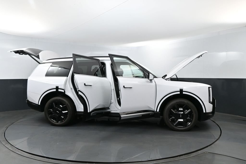 New 2027 Glacial White Pearl Kia SX image 32