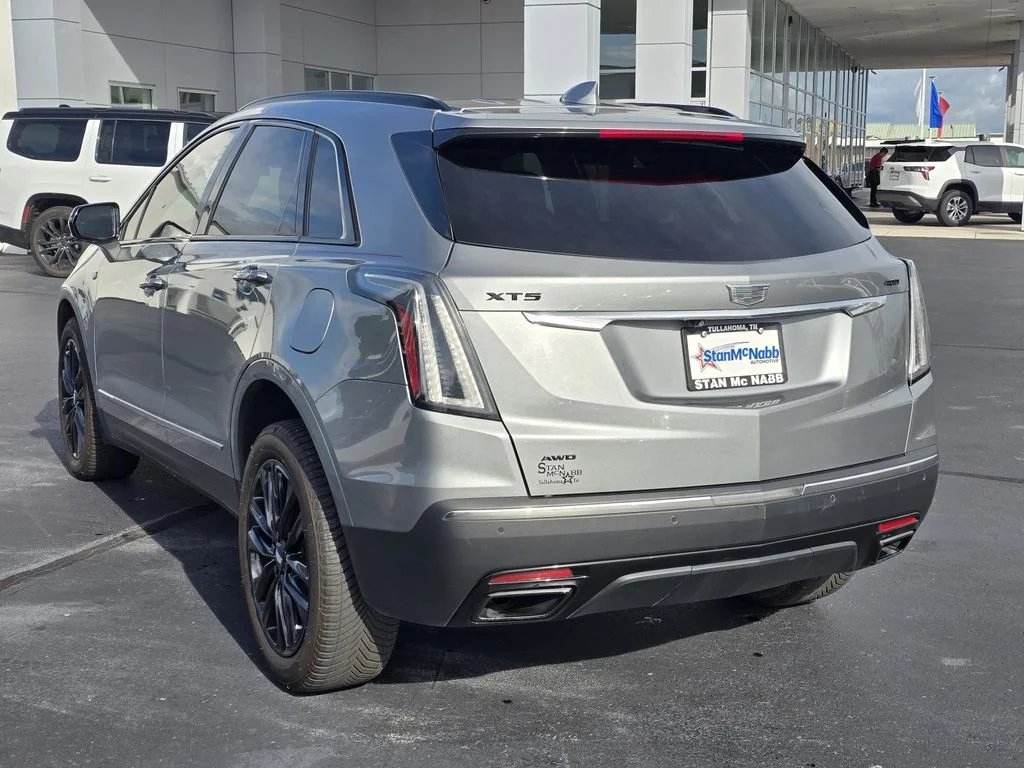 Used 2023 Argent Silver Metallic Cadillac Sport image 5