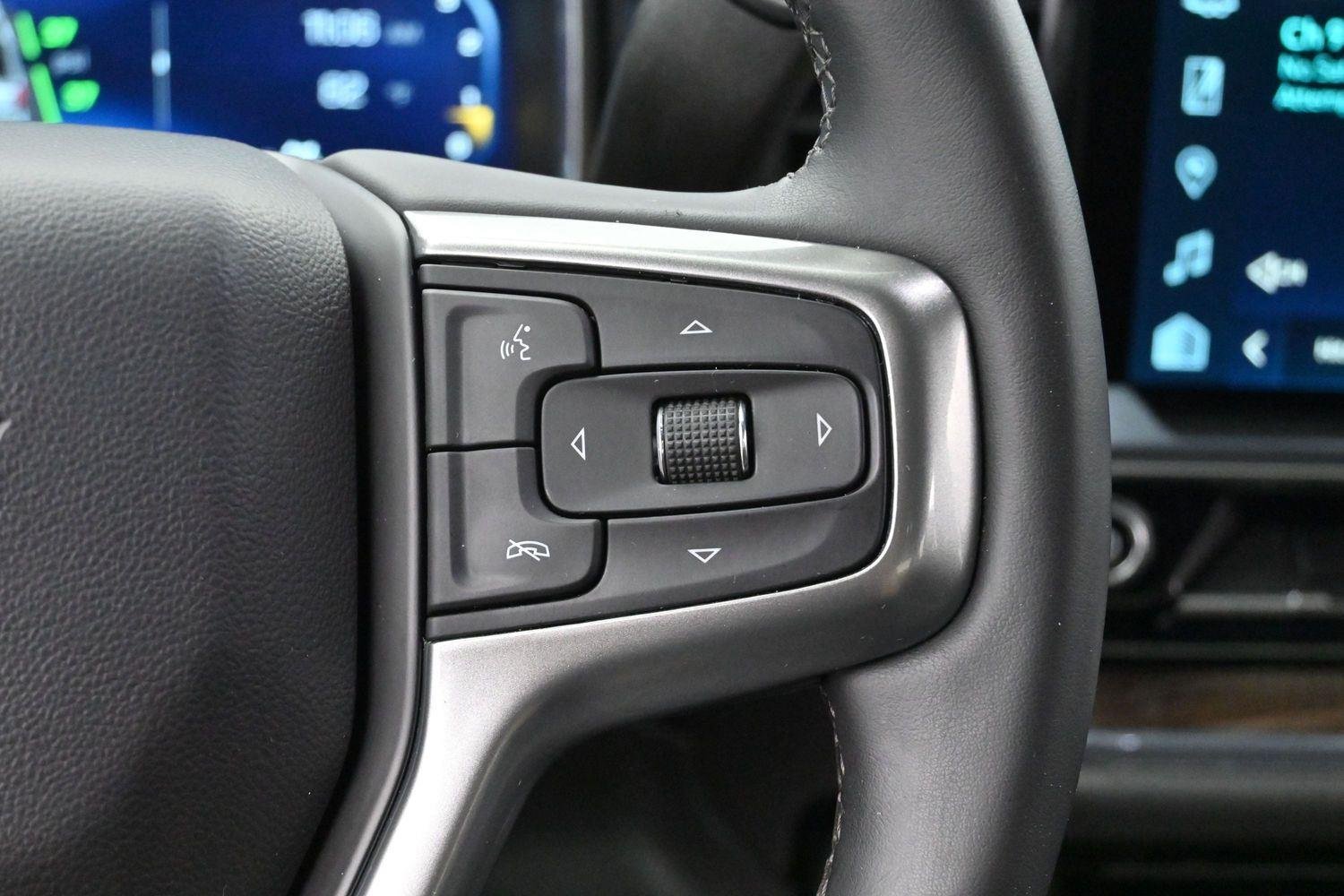 Used 2023 Summit White Chevrolet RST image 16