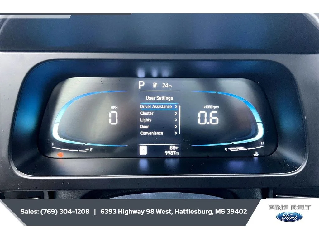 Used 2025 Abyss Black Hyundai SEL Sport image 14