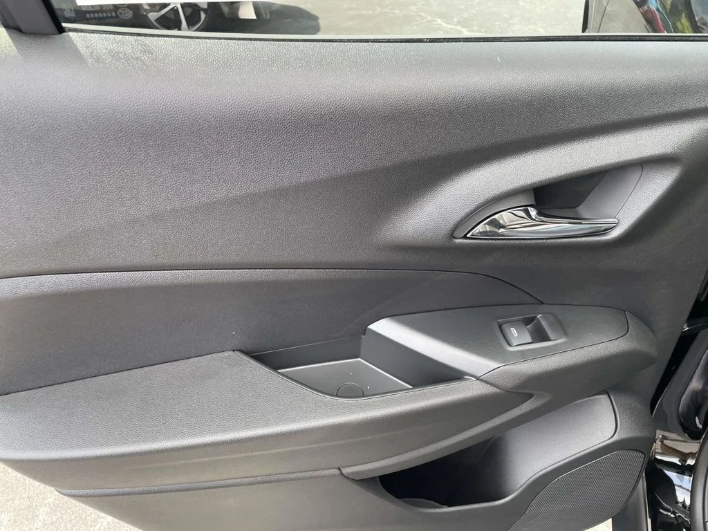 New 2026 Mosaic Black Metallic Chevrolet LT image 14