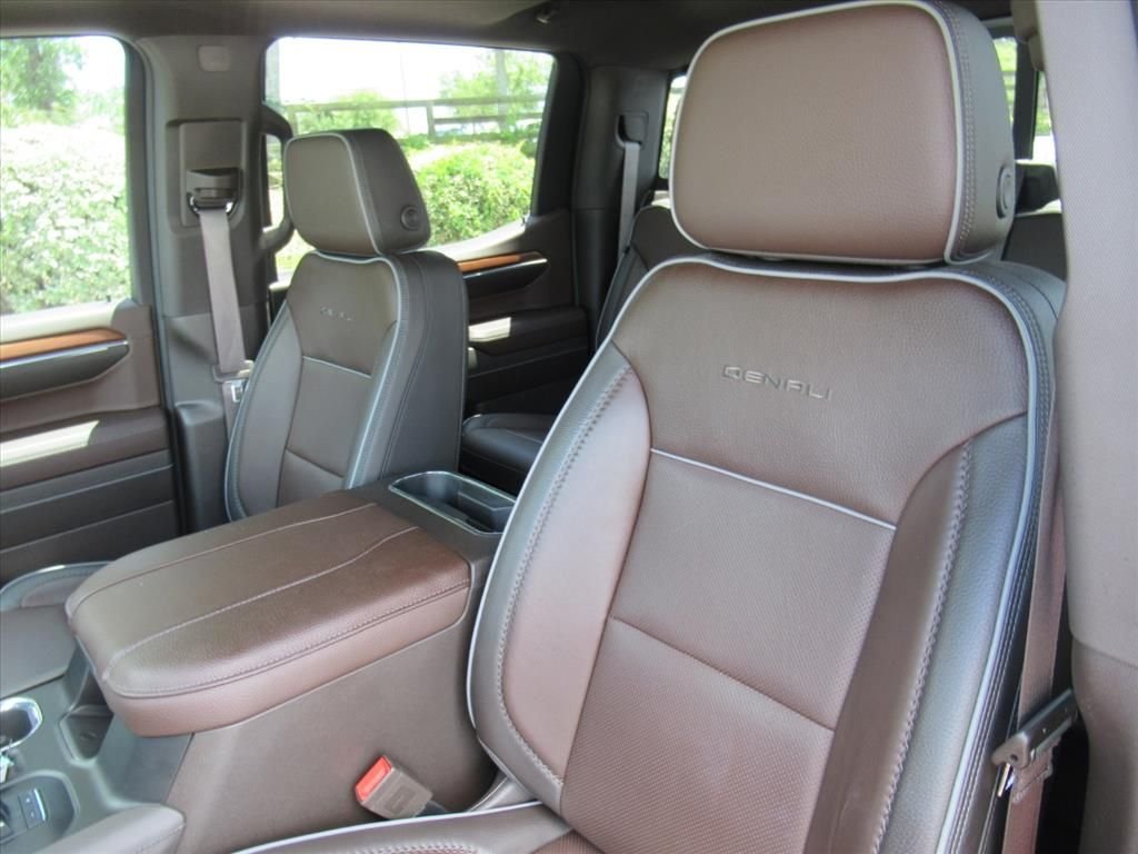 Used 2024 Red GMC Denali image 18