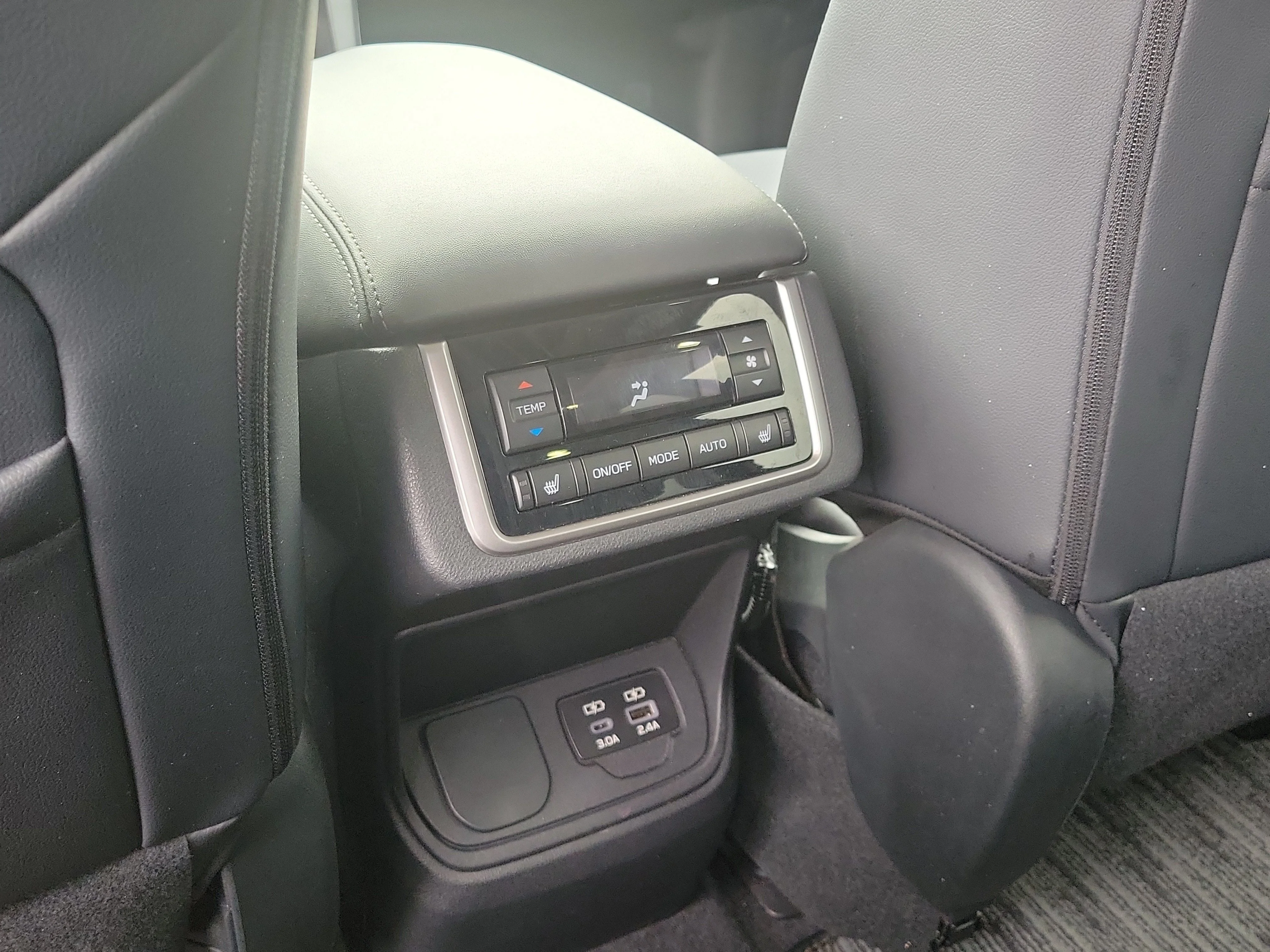 Used 2024 Crystal White Pearl Subaru Limited image 15