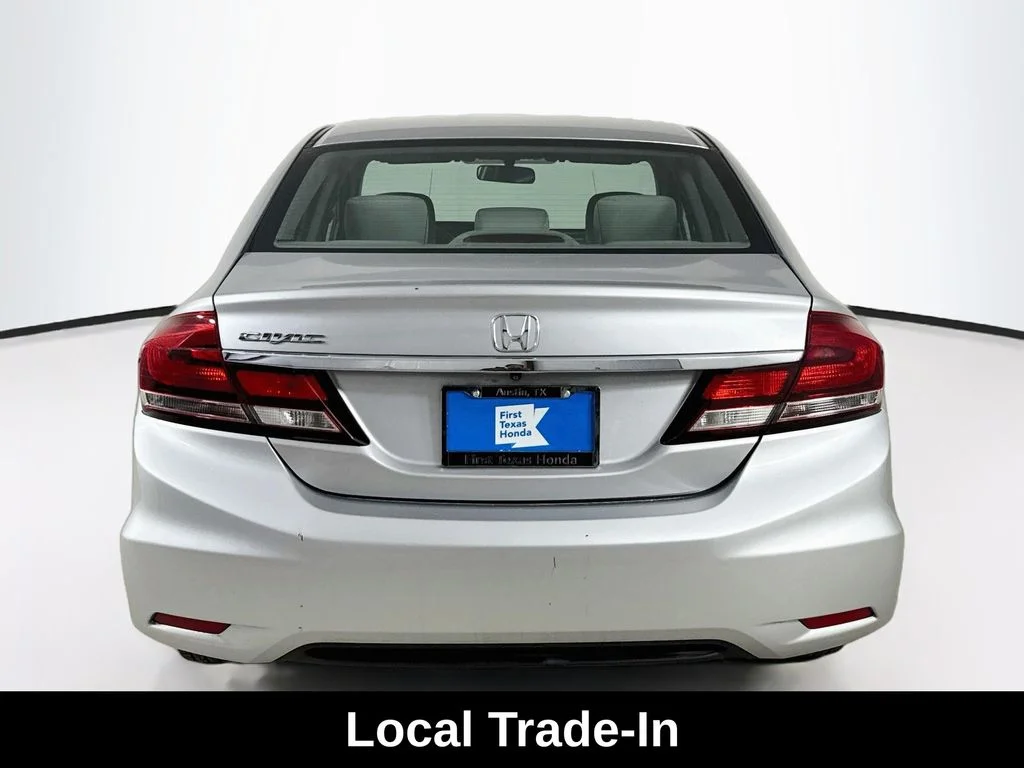 Used 2014 Alabaster Silver Metallic Honda LX image 6