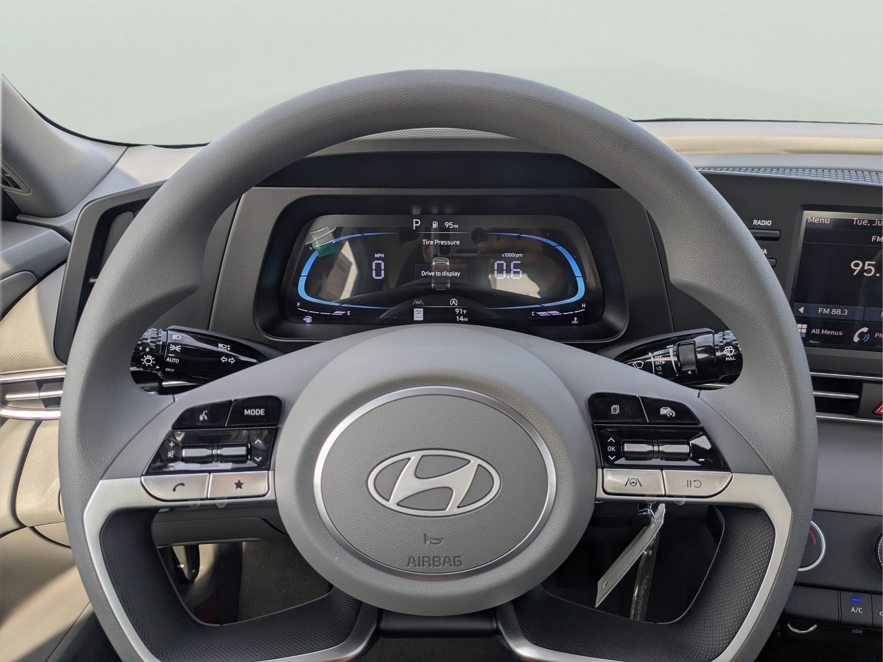New 2026 Abyss Black Hyundai SE image 29