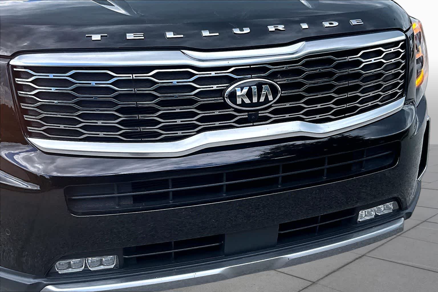 Used 2021 Black Copper Kia SX image 30