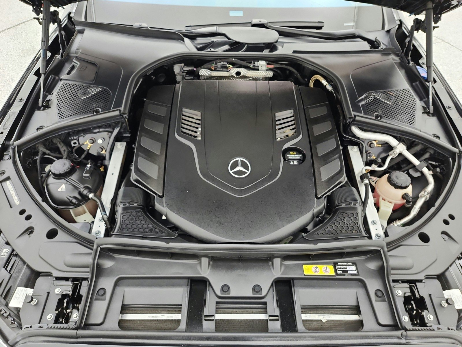 Certified Used 2023 Obsidian Black Mercedes-Benz Maybach S 580 4MATIC® Sedan image 17