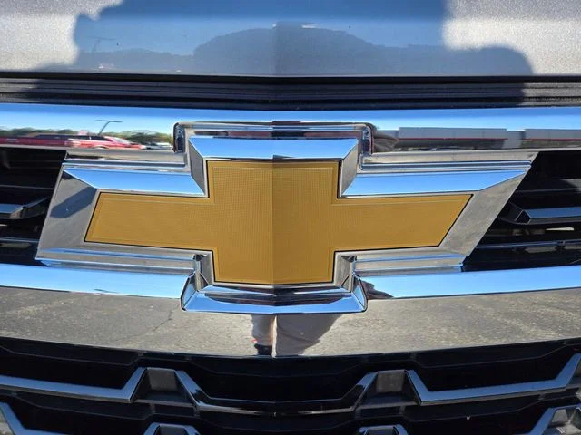 Used 2025 Gray Chevrolet LT image 21