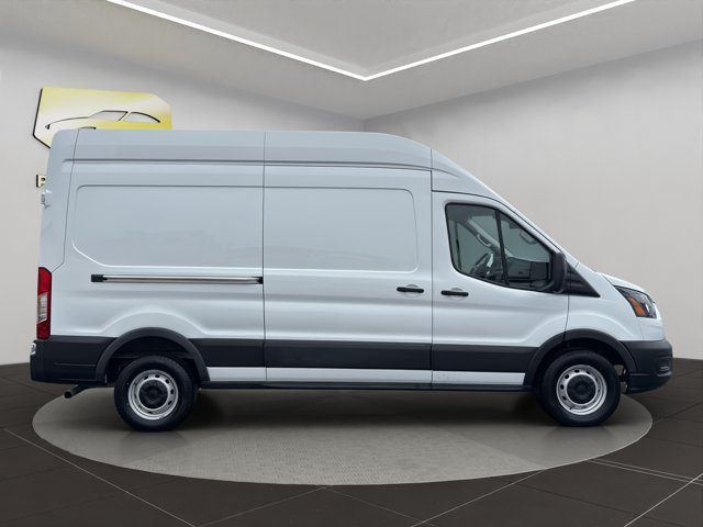 Used 2025 White Ford  image 8