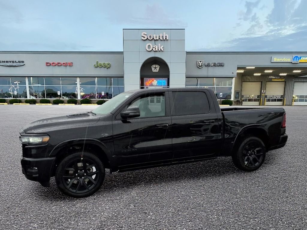 New 2027 Diamond Black Crystal Pearl-Coat Exterior Paint RAM Laramie image 4