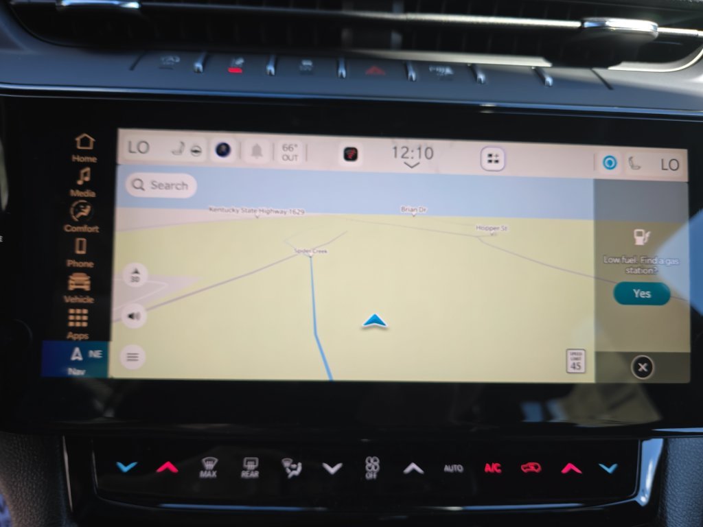 New 2027 Gray Jeep Laredo Altitude image 21