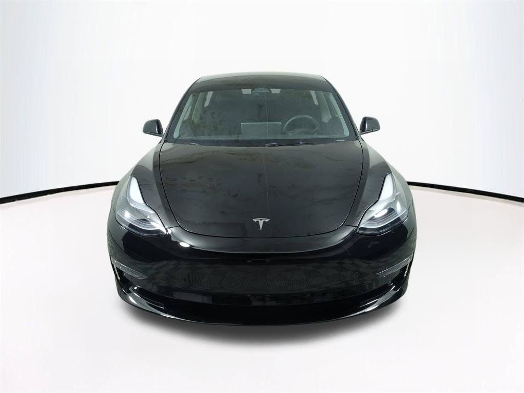 Used 2023  Tesla Long Range image 3