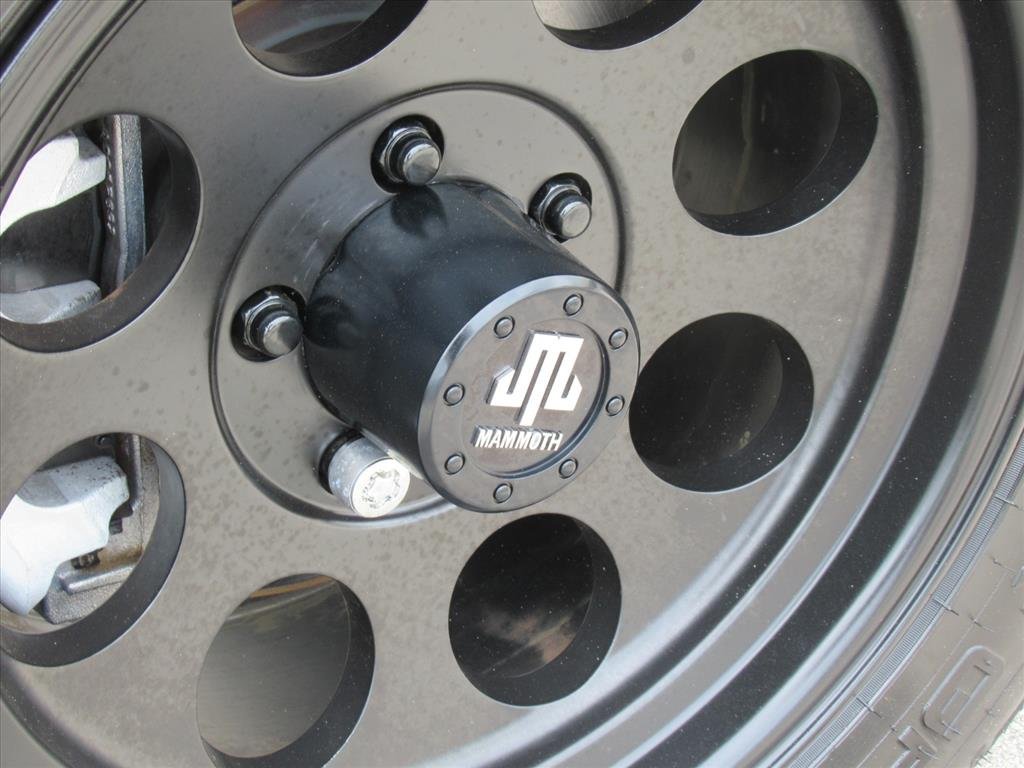 2023 Jeep Wrangler Sport photo 4