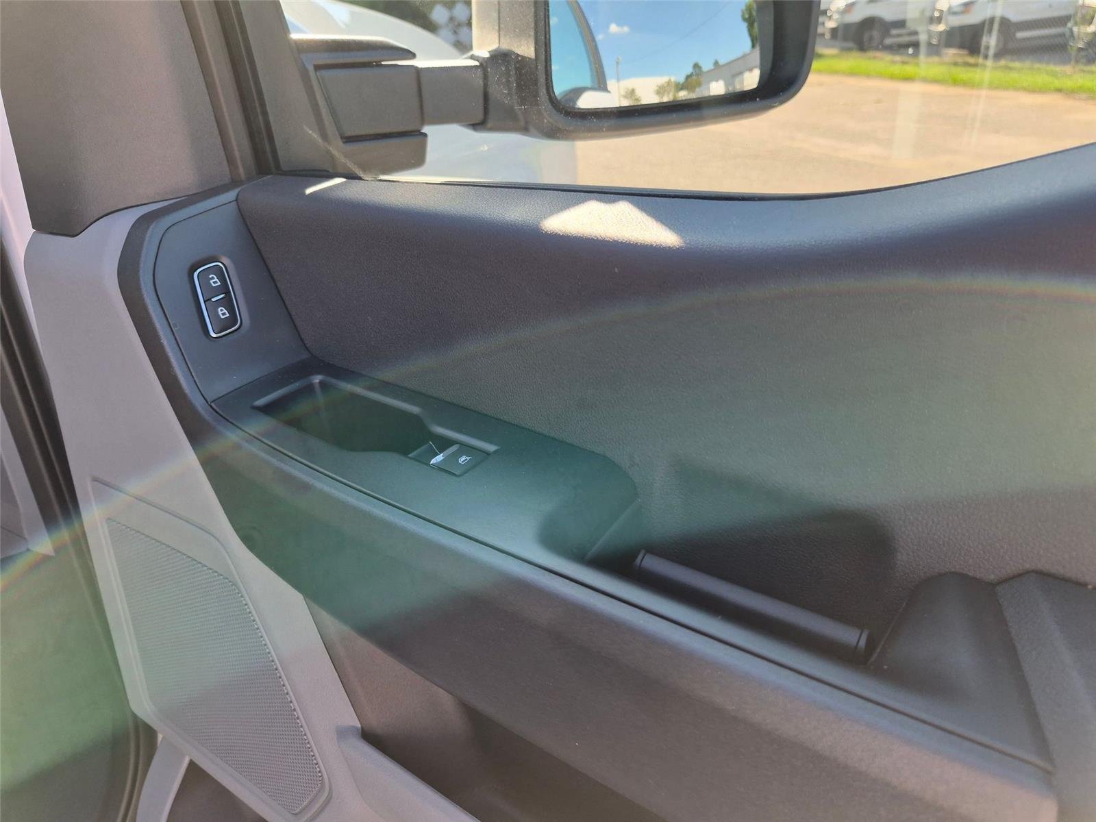 New 2026 Oxford White Ford F-250® XL image 30